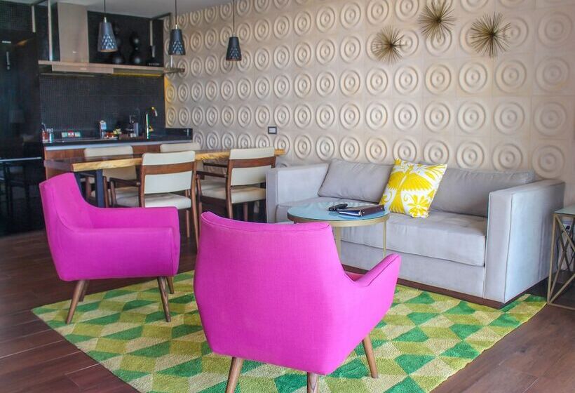 스위트 킹사이즈 침대, The Fives Downtown Hotel & Residences, Curio Collection by Hilton