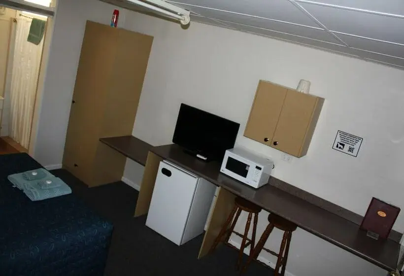 Standard Kolmen Hengen Huone, Roma Motel