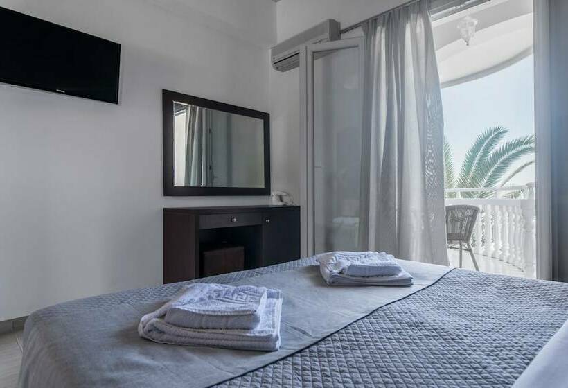 家族用アパートメント, Zante Calinica