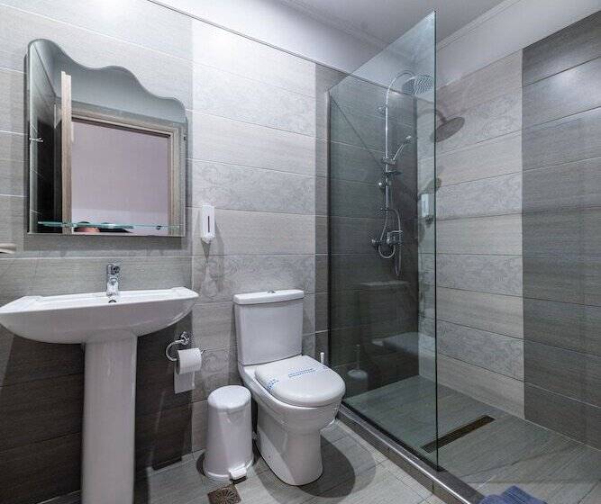 1ベッドルームのデラックスアパートメント, Zante Calinica