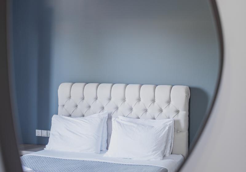 デラックスルーム, Zante Calinica