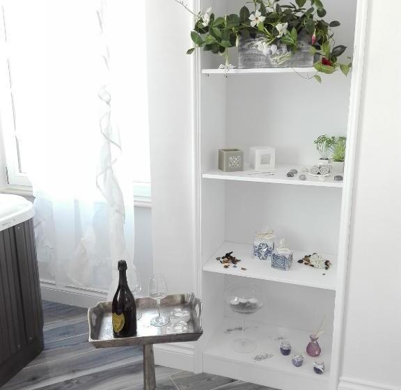 اتاق استاندارد با وان آب گرم, Corte Del Pascià