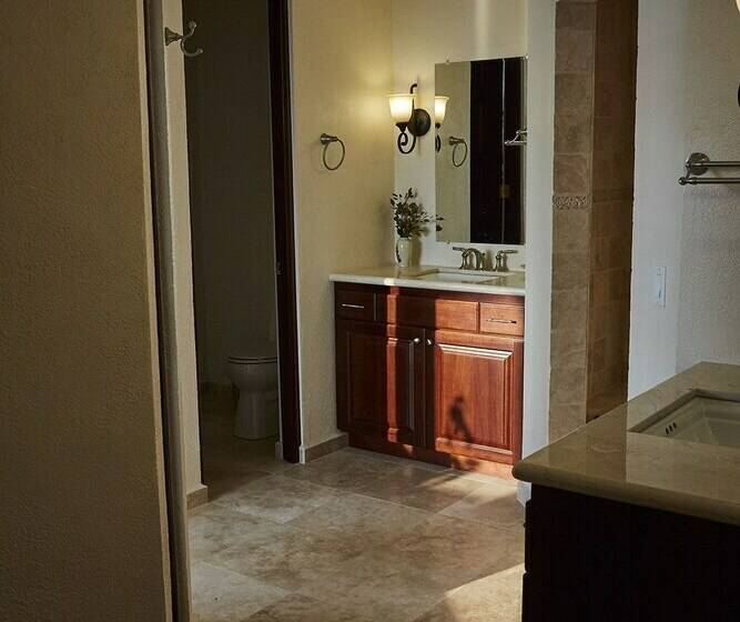 سوئیت دولوکس با چشمانداز, Dos Bahias