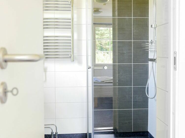 标准间, ödevata Gårdshotell