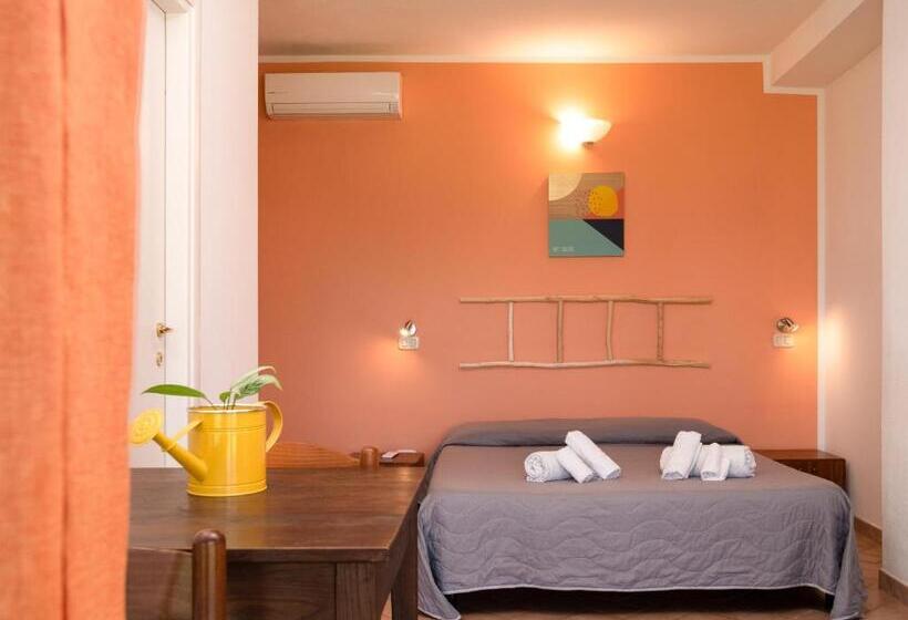 Студия Стандарт, Agriturismo Al Girasole