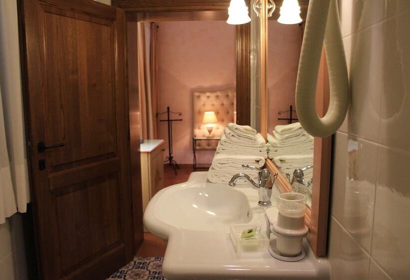 اتاق استاندارد, Il Colombaio Winery & Rooms