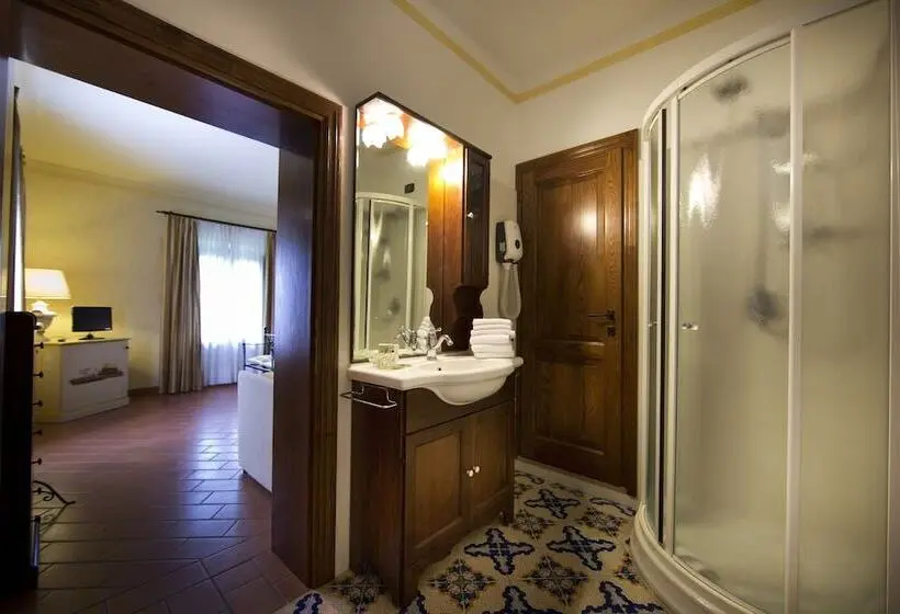 スタンダードトリプルルーム, Il Colombaio Winery & Rooms