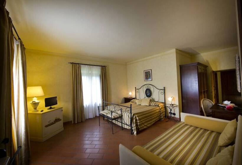 Номер Стандарт Трехместный, Il Colombaio Winery & Rooms