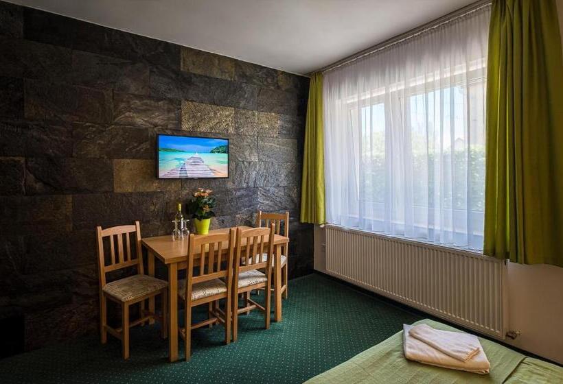 ファミリールーム, Babi Guesthouse Babi Vendégház