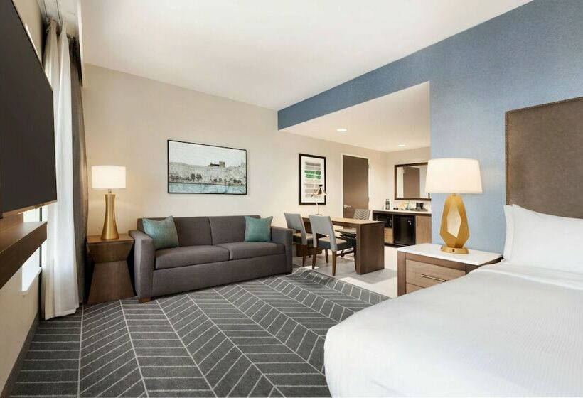 استودیوی پریمیوم, Embassy Suites By Hilton Wilmington Riverfront