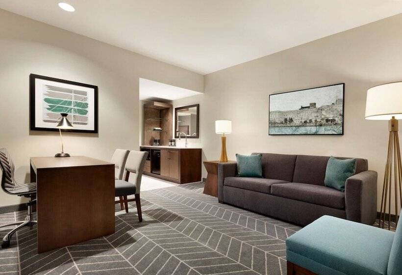 Люкс Адаптированный для Инвалидов, Embassy Suites By Hilton Wilmington Riverfront