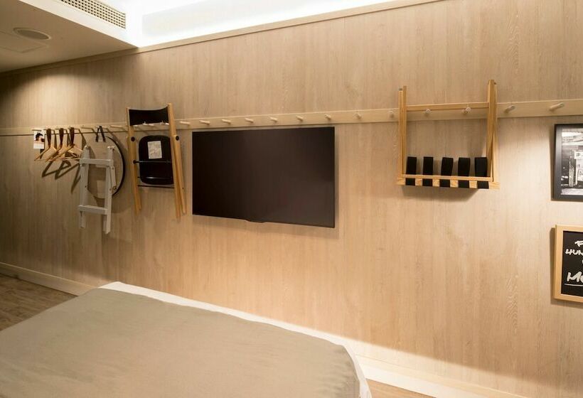 Номер Стандарт, Moxy Osaka Honmachi By Marriott