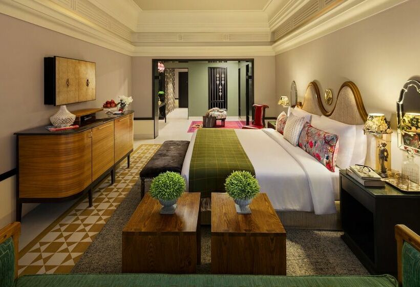 Номер Стандарт, Narendra Bhawan