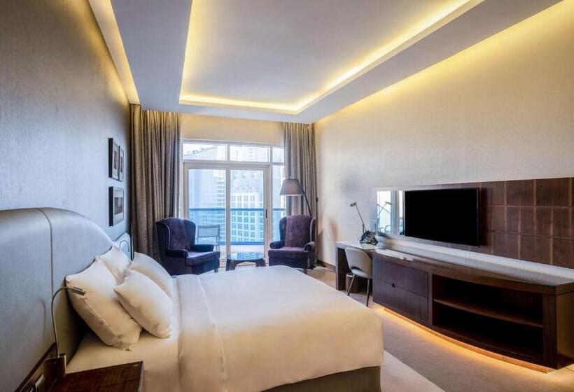 Номер Executive, Radisson Blu Hotel, Dubai Waterfront
