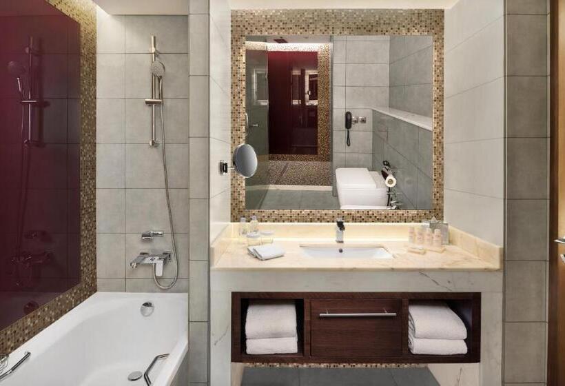 Номер Стандартный с Видом, Radisson Blu Hotel, Dubai Waterfront