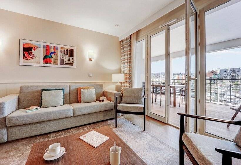 Апартаменты 3 Спальни, Residence Pierre & Vacances Premium Presqu Ile De La Touques
