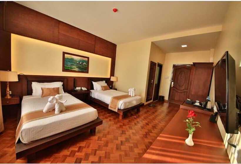 اتاق لوکس, Thousand Island Hotel Inle