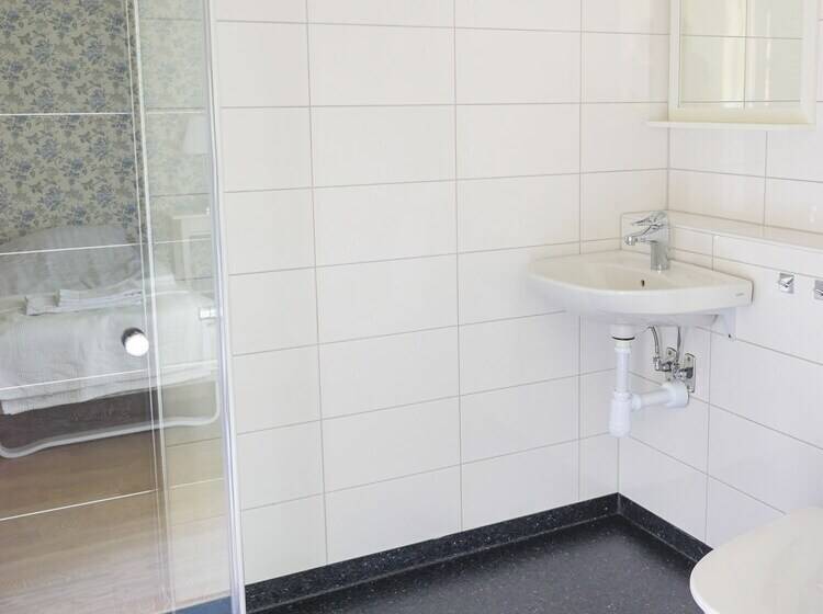 标准间, ödevata Gårdshotell