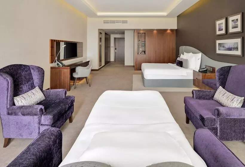 ファミリールーム, Radisson Blu Hotel, Dubai Waterfront