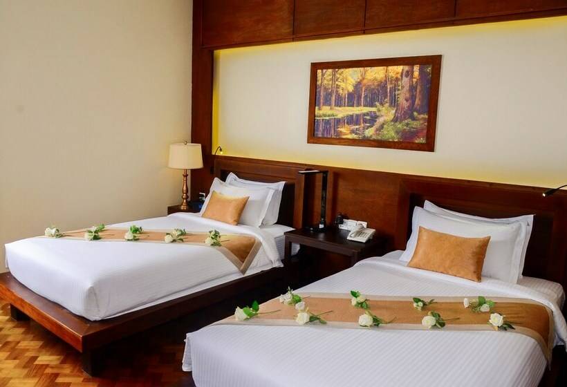 اتاق لوکس, Thousand Island Hotel Inle
