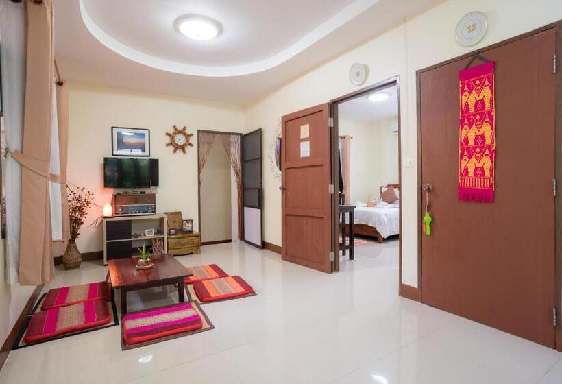 패밀리 방갈로, Gita's House