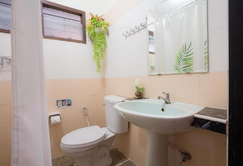 패밀리 방갈로, Gita's House