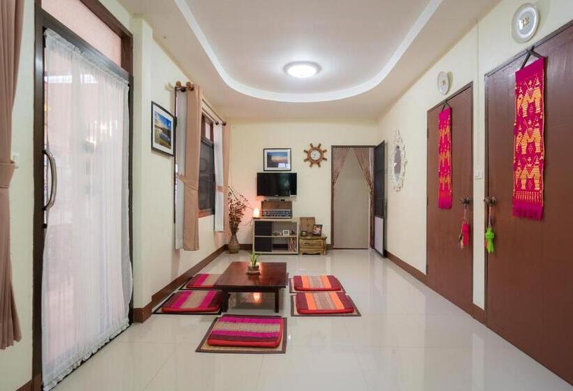 패밀리 방갈로, Gita's House