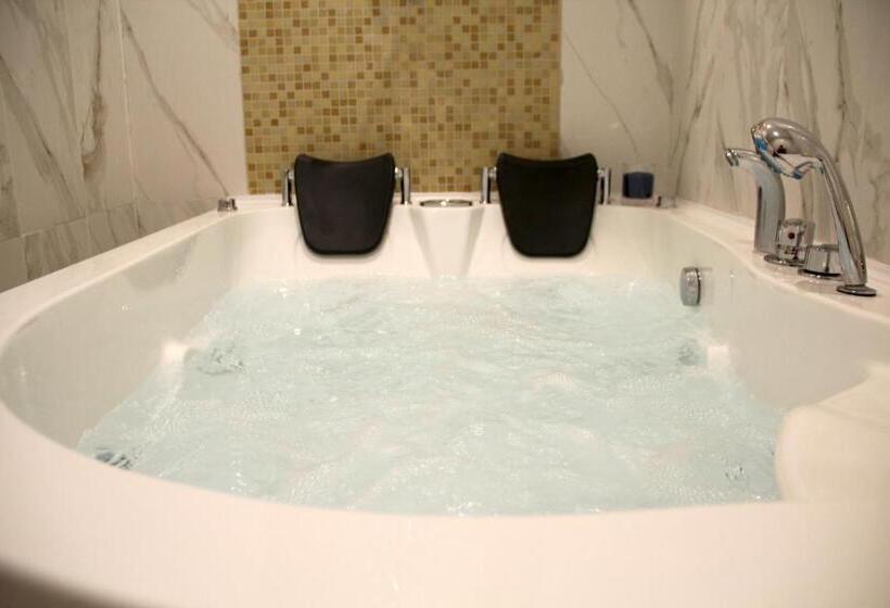 اتاق اکونومی, Ingrami Suites And Spa