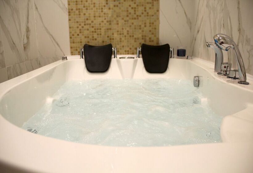 اتاق اکونومی, Ingrami Suites And Spa