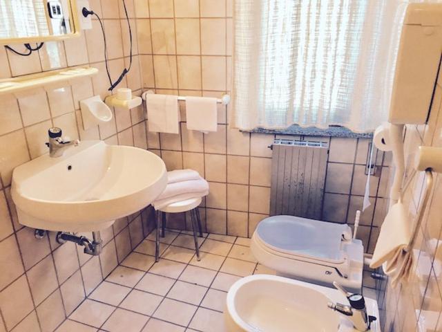 标准单人间, 2 Magnolie