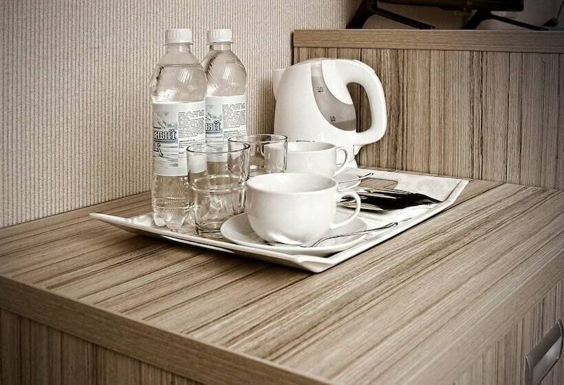 اتاق راحتی, Address