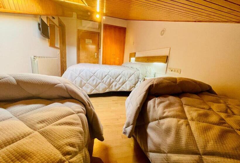 Номер Стандарт Трехместный, Arturo