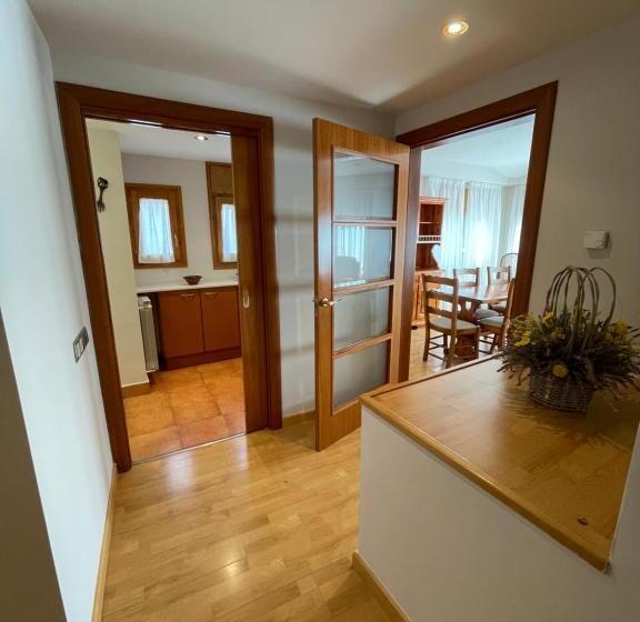 Апартаменты 3 Спальни, Arturo