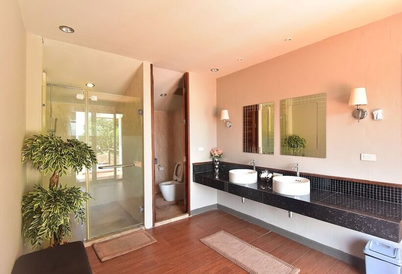 ジェットバス付きオーシャンビュースイート, Asara Private Beach Resort