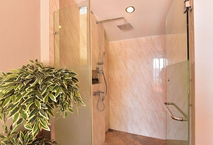 ジェットバス付きオーシャンビュースイート, Asara Private Beach Resort