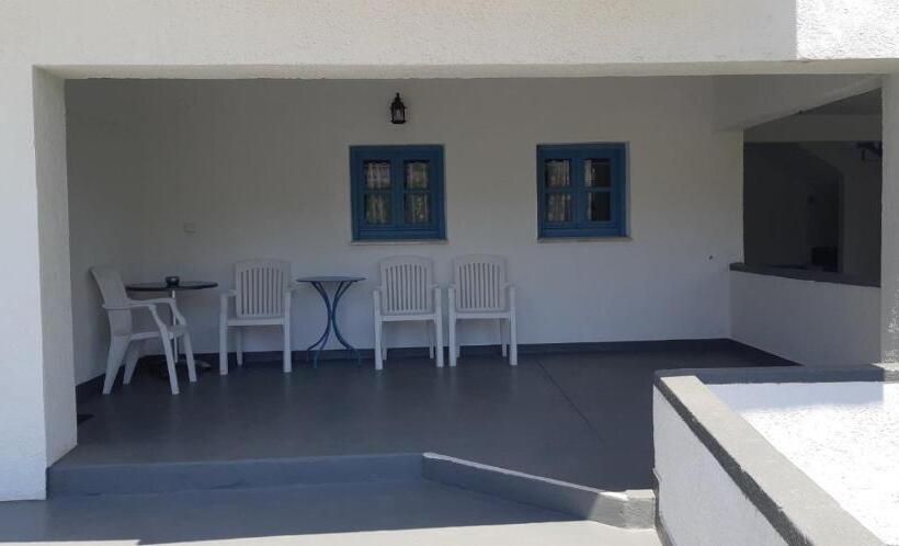 디럭스 트리플 룸, Delfini