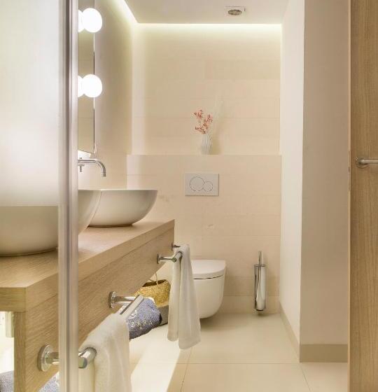 إستوديو قياسى, Gatzara Suites Santa Gertrudis