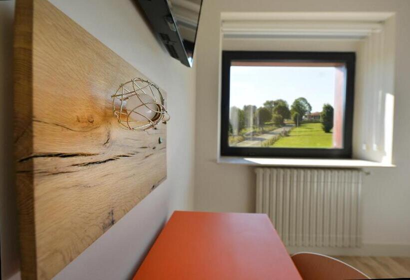 스탠다드 룸, La Alfonsina