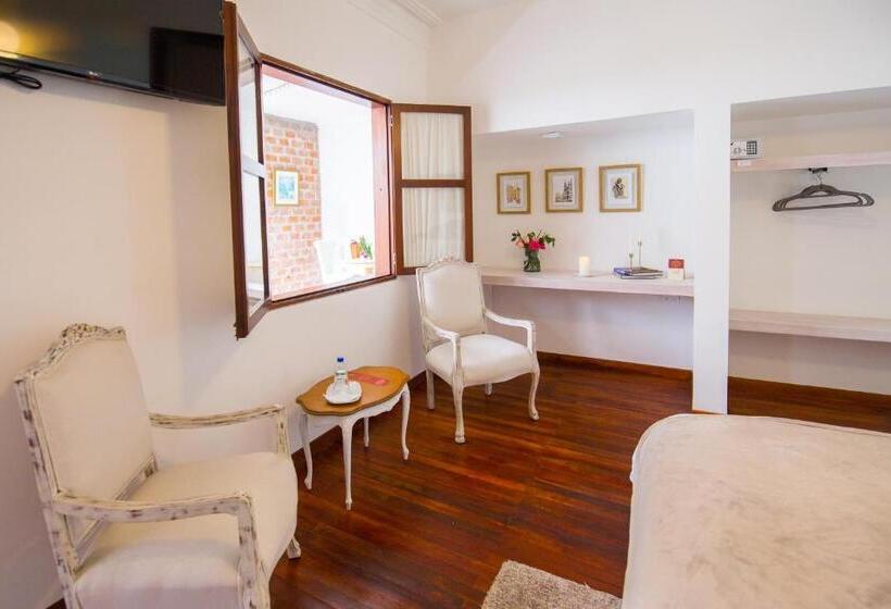 디럭스 룸, Leclerc Hotel Boutique Cali Granada