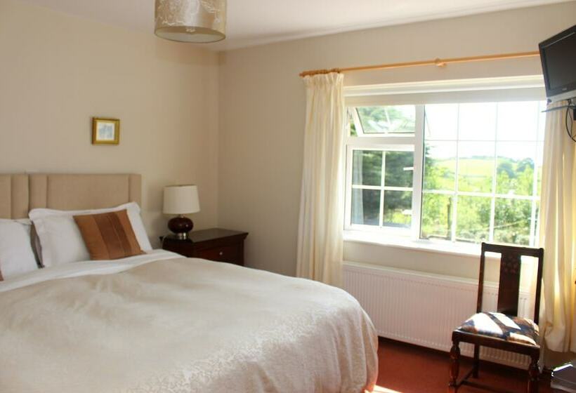 غرفة قياسية, Lurgan House