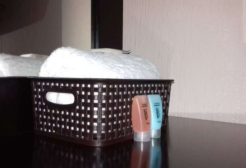 스탠다드 룸, Ulúa