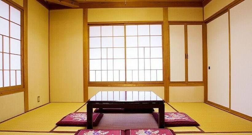 منزل غرفة نوم واحدة, Izumigo Ambient Tateshina Cottage