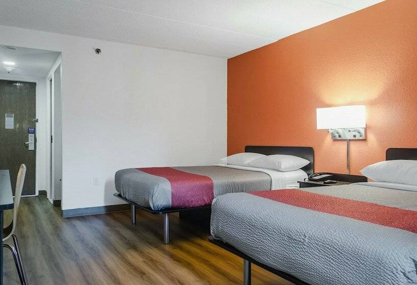 스탠다드 룸 더블 침대 2개, Motel 6brockton, Ma