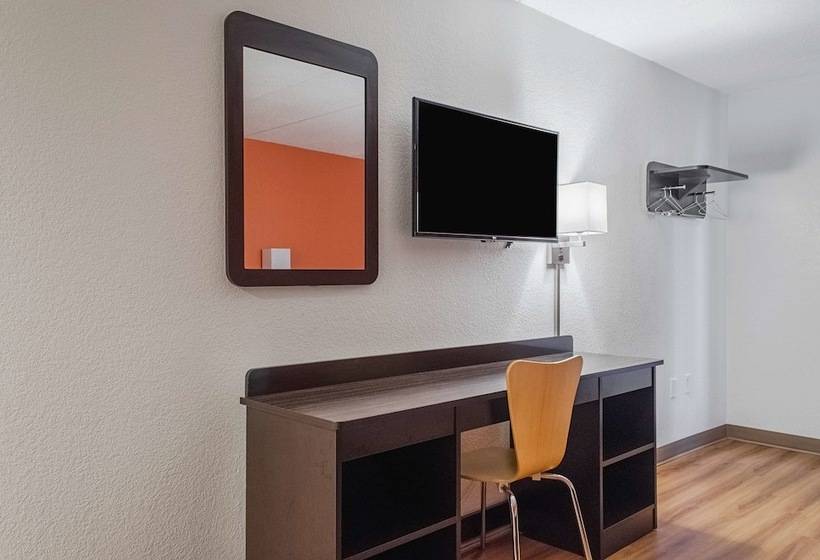 스탠다드 룸 더블 침대 2개, Motel 6brockton, Ma