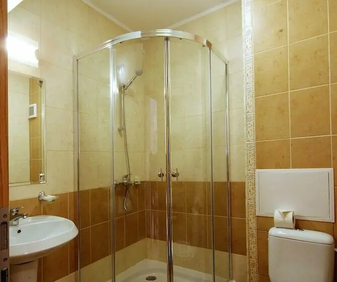 １ベッドルームアパートメント, Royal Sun Apartments