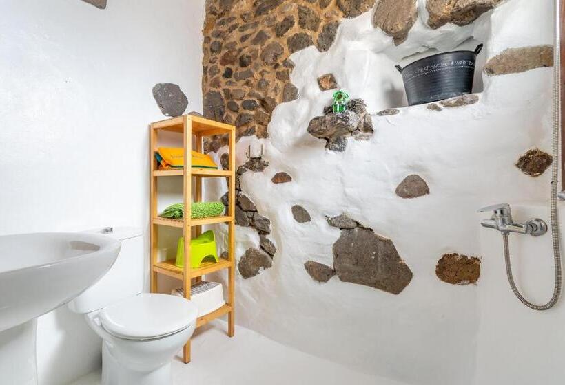 标准间, Eco Village Finca De Arrieta   Yurts And Stone Cottages   Shared Pool   Walking Distance To Arrieta