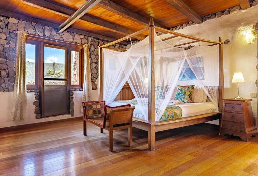 Villa 2 Dormitorios, Eco Village Finca De Arrieta   Yurts And Stone Cottages   Shared Pool   Walking Distance To Arrieta