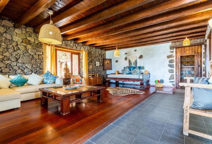 3间卧室的房子, Eco Village Finca De Arrieta   Yurts And Stone Cottages   Shared Pool   Walking Distance To Arrieta