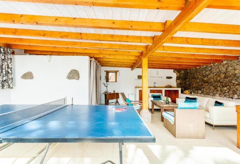 Casa 3 Dormitorios, Eco Village Finca De Arrieta   Yurts And Stone Cottages   Shared Pool   Walking Distance To Arrieta
