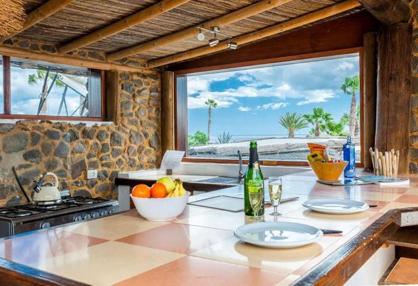 带海景的标准房, Eco Village Finca De Arrieta   Yurts And Stone Cottages   Shared Pool   Walking Distance To Arrieta